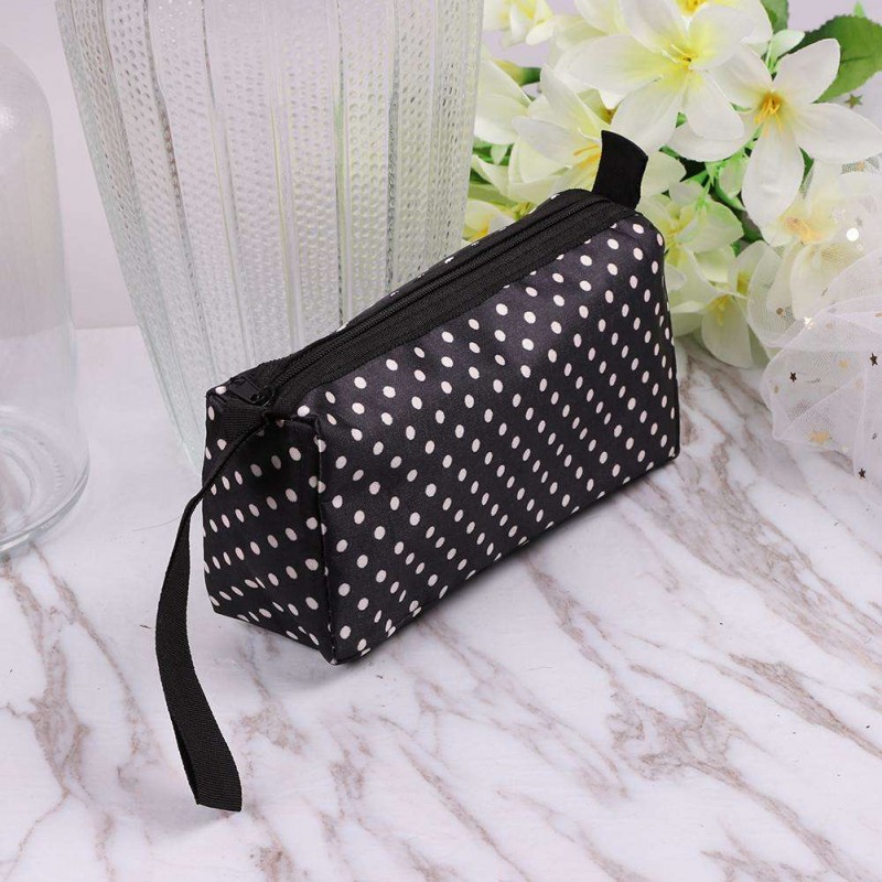 Fashion Women Waterproof Floral Print Clutch Casual Makeup Bags (51181039J)